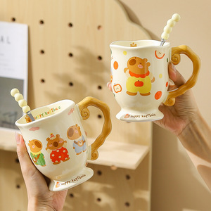 Tasse en céramique Dragon Pavilion Kapibala 301-400ml avec cuillère, réutilisable, cadeau pour femme, tasse à café de bureau - Product Image 3