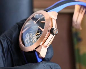 Reloj de Acero Inoxidable de Alta Calidad con Movimiento Mecánico Jacob ETA, Resistencia al Agua de 100 Bares y Función de Tourbillon - Product Image 6
