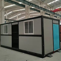Installation rapide de refuges temporaires préfabriqués pour les secours d'urgence et les interventions en cas de catastrophe ; abris pliables en conteneurs.