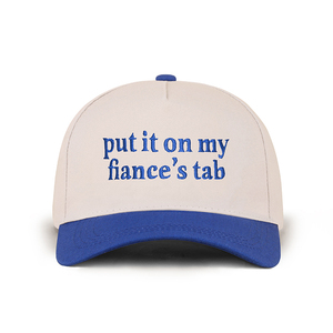 Casquette de baseball personnalisée bicolore avec les <span class=keywords><strong>mots</strong></span> « Put It on My Fiances Tab » brodés sur elle, casquette de baseball créative à cinq panneaux - Product Image 3