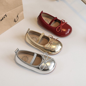 Ballerine in Pelle Scamosciata per Bambine Primavera/Autunno 2026 Nuova Collezione - Stile Principessa - Colore Argento con Suola Morbida e Chiusura in Velcro - Product Image 2