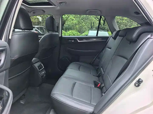 Excellent rapport qualité-prix, Subaru <span class=keywords><strong>Outback</strong></span> 2.5i Sport <span class=keywords><strong>2018</strong></span> d'occasion, navigation, transmission intégrale, équipée de navigation, Carfax propre - Product Image 6