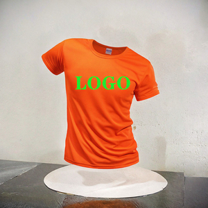 T-shirt de sport blanc imprimé 3D vierge en polyester Dry-fit 100 % personnalisé pour hommes et femmes, séchage rapide, idéal pour la course et la gym, vente en gros - Product Image 3