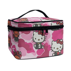 Bolsas de Maquillaje de Viaje para Niñas con Diseños de Diseñadores Reconocidos, Bolsas de Cosméticos con Estampados de Peluquería, Bolsas de Belleza y Maquillaje, 2026 - Product Image 1