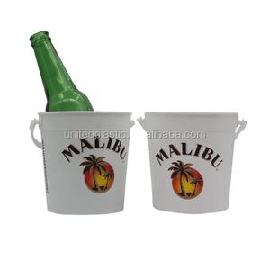 Best Selling Best Selling 32OZ Plastic Ice Cream <b>Buckets</b> with Lid for <b>Drinks</b> Juice Fruit Popcorn <b>Buckets</b> Bulk Made In Vietnam - Product Image 1