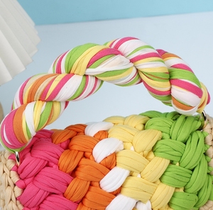 Sac à bandoulière en <span class=keywords><strong>crochet</strong></span> <span class=keywords><strong>pour</strong></span> filles, sac à main tissé à la main <span class=keywords><strong>pour</strong></span> femme, sac messager avec chaîne métallique et pompon, collection 2026 - Product Image 4