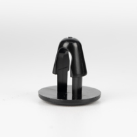 Rivets de fixation auto en plastique noir à barbelures, clips pour panneaux de porte, de garde-boue et de coffre, retenues de joint de capot pour Toyota, fourniture d'usine