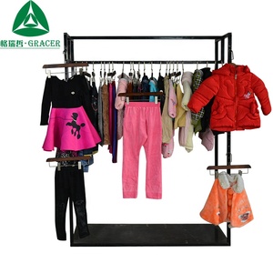 La stilista ha usato un abbigliamento Casual per bambini balle di vestiti invernali di seconda mano dalla Spagna - Product Image 3