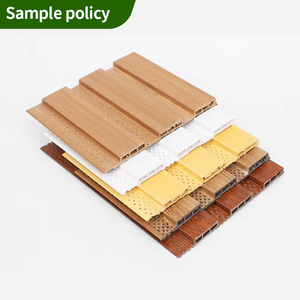 Muestra Gratuita con Entrega a Domicilio: Panel de Pared Ecológico de Madera para Interiores, Rodapié <span class=keywords><strong>Kemo</strong></span> Verde, Revestimiento de Pared de Madera-Plástico - Product Image 1