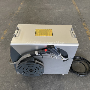 Mini soldadora láser portátil refrigerada por aire de 1500W con alimentador de alambre incorporado, nueva condición para soldadura al aire libre - Product Image 5