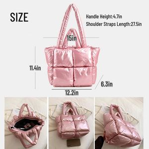 Sac fourre-tout matelassé en nylon imperméable de luxe léger avec rembourrage, sac à bandoulière pour femme et unisexe, idéal pour le shopping - Product Image 4