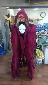 Costume de monstre effrayant sur échasses géantes pour Halloween, idéal pour les spectacles, les carnavals et les maisons hantées - Product Image 3