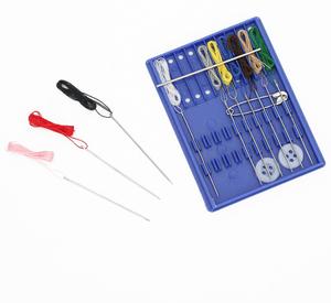Kit de couture miniature en gros, outils portables de voyage pour la réparation, avec 10 fils de couleurs, boutons et épingles de sûreté, idéal pour les hôtels de luxe - Product Image 4