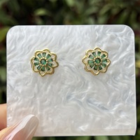 Boucles d'oreilles tendance en cuivre plaqué or 18 carats avec zircon rotatif en forme de fleur, disponibles en plusieurs styles pour femmes