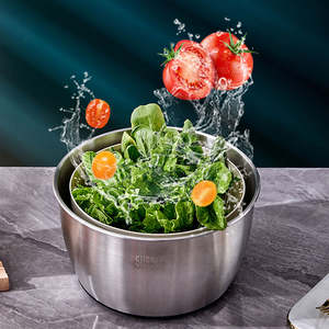 Grand ensemble essoreur à salade en acier inoxydable avec passoire à légumes et fruits, écologique, compatible lave-vaisselle, couvercle autobloquant - Outils à salade - Product Image 1