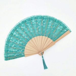 Abanico de mano ecológico de tela de encaje blanco con varillas de madera para bodas y fiestas - Product Image 5