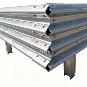 حواجز أمان فولاذية عالية الجودة بثلاثة أعمدة للطرق السريعة مع أعمدة جانبية للاستخدام الخارجي في الطرق - Product Image 4