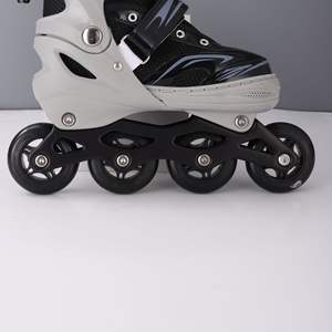 <span class=keywords><strong>Pattini</strong></span> <span class=keywords><strong>a</strong></span> <span class=keywords><strong>rotelle</strong></span> <span class=keywords><strong>a</strong></span> <span class=keywords><strong>fila</strong></span> singola su misura per bambini all'ingrosso con una fibbia <span class=keywords><strong>in</strong></span> Nylon sicura adatta per i <span class=keywords><strong>pattini</strong></span> <span class=keywords><strong>a</strong></span> <span class=keywords><strong>rotelle</strong></span> per principianti - Product Image 2