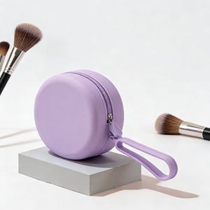 Sac de maquillage en silicone imperméable multifonctionnel de grande capacité, élégant et portable pour le voyage - Product Image 6