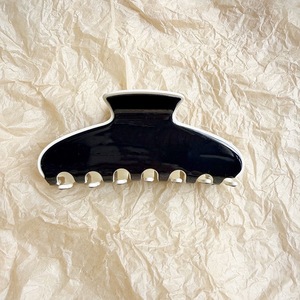 YHJ Promotion Pince à Cheveux Géométrique Demi-Lune en Acétate Couleurs Unies Grande Taille 10,5 CM Accessoire de Coiffure Vente en Gros Pinces à Cheveux - Product Image 3