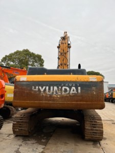Excavatrice Hyundai 305LC-9S R305LC-9T d'occasion, 30 tonnes, d'occasion, robuste, de fabrication coréenne, excavatrice hydraulique sur chenilles Hyundai 305-9 à vendre - Product Image 3