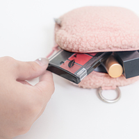 Personnalisé mignon petit sac à fourrure carré polyvalent et facile à transporter étui de téléphone pour le stockage de petits articles