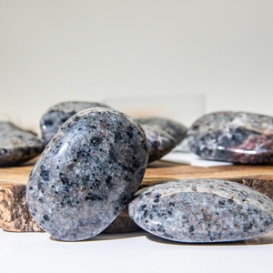 Piedra de Yooperlita Natural de Alta Calidad para Decoración del Hogar y Energía, Venta al Por Mayor - Product Image 2