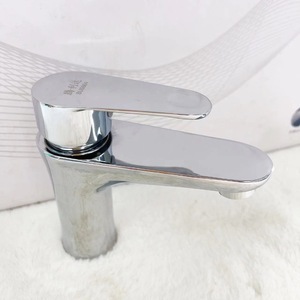 Robinet de lavabo SUS304 à poignée unique, à poser sur le plan, avec cartouche en laiton, mélangeur eau chaude et froide pour meuble de salle de bain - Product Image 4