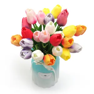 Venta al por mayor Faux Simulated PU Tulip Flowers Real Touch Tulip Home Wedding Decor Simulation PU mini Tulip