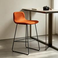 Tabouret de bar pivotant moderne et commercial avec pieds électroplaqués et base en bois, couleur personnalisable pour hôtel, salon, bistrot, lieu de travail