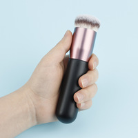 HMU Logo personnalisé unique grand Kabuki Chubby Pier Flat Top Slant Round Slente Angle Face Liquid Foundation Brush de haute qualité