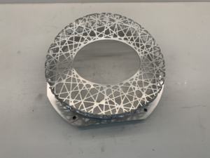 Pièce de démonstration en aluminium usinée CNC 5 axes, structure complexe en nid d'oiseau, échantillon d'usinage 5 axes - Product Image 4