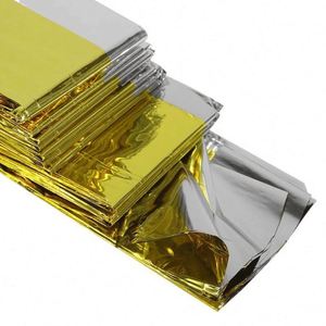 Couverture de survie thermique d'urgence en Mylar, imperméable, argentée et dorée, pour le camping et la randonnée toutes saisons, prête à l'emploi en premiers secours - Product Image 4
