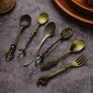 ชุดช้อนกาแฟ/ไอศกรีม/แยม/ขนมหวาน6ชิ้นสไตล์ย้อนยุคทำจากโลหะงานหัตถกรรมของขวัญ - Product Image 5
