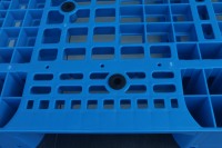 Palette de logistique NEXARA pour moulage par injection 1210*1200*150mm, surface à grille, trois patins, retournement, logistique à trois patins