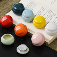 Pot scellé de style vintage chinois, mini pot en céramique avec couvercle, 20 ml, petit récipient de rangement en porcelaine brillante pour le thé, les cosmétiques