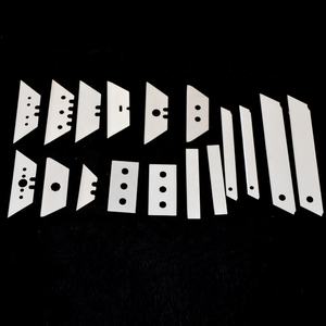 Sintyron Lichtgewicht Veiligheid Slijtage Corrosiebestendige Yttrium Gestabiliseerde Zro2 Zirkonia Keramische Cutter 3-Holes Slitter Bladen - Product Image 2