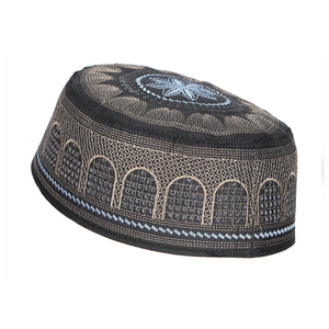 Chapeau de prière islamique léger en tricot pour homme, bonnet Kufi musulman respirant pour l'été et le printemps, idéal pour la mosquée et les événements religieux - Product Image 1