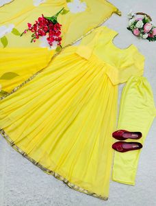 Fabuleux Festival Porter Nouvelle Arrivée Anarkali Farine Longueur Longue Robe Avec Dupatta Georgette Tissu Jaune Bordure Manches Régulières - Product Image 3