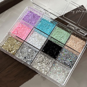 ชาร์มตกแต่งเล็บรูปดาวมาการอง 12 ช่อง แบบผสมสี จุดเล็กๆ รูปดาวห้าแฉก ประดับเล็บ DIY สำหรับตกแต่งเล็บ ขายส่ง - Product Image 1