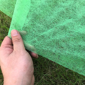 Promotion : Bâche Non Tissée Anti-Erosion, Anti-UV, Respirante et Perméable pour la Prévention des Mauvaises Herbes, la <span class=keywords><strong>Plantation</strong></span> <span class=keywords><strong>de</strong></span> Gazon et l'Aménagement Végétal des Voies (15g, 20g) - Product Image 3