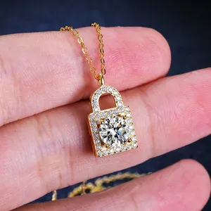 Venta al por mayor regalo oro cerradura en forma de plata esterlina S925 oro blanco plateado diseñador joyería Moissanite diamante colgante collar