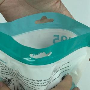 Custom a prova di odore viso maschera sacchetti di imballaggio a prova di umidità borsa con cerniera per maschere con finestra - Product Image 5