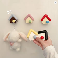 Crochets adhésifs en forme de maison, sans perçage, en plastique, porte-clés mural, crochets décoratifs colorés pour vêtements, chambre d'enfant