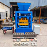 La populaire machine semi-automatique multifonctionnelle robuste et durable de type Kenya 4-26 pour la fabrication de blocs de ciment