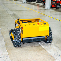 Pasokan Langsung Pabrik Mesin Pemotong Rumput Robot Mini Beroda Rantai 1-20cm dengan Remote Control untuk Peralatan Perawatan Rumput Komersial