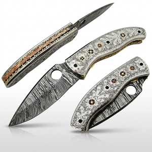 Couteau artisanal en acier Damas avec manche en acier inoxydable gravé de motifs floraux, lame à pointe tombante, couteau de poche - Product Image 3