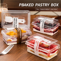 Rechthoekige verhoogde deksel PET mousse tiramisu mousse pudding cake bakblik met lepel, eenmalig gebruik, transparante voedselverpakking