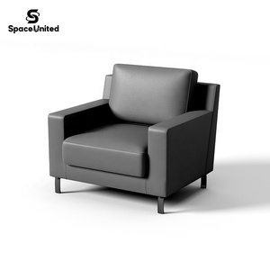 Sofá Comercial Moderno <span class=keywords><strong>de</strong></span> 3 Plazas SpaceUnited, Tapizado en Cuero, Sofá para Recepción o Sala <span class=keywords><strong>de</strong></span> Espera <span class=keywords><strong>con</strong></span> Patas Negras para Oficina o Vestíbulo - Product Image 6