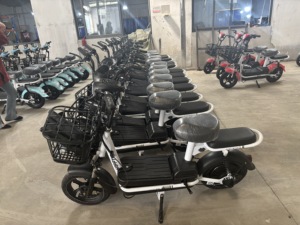 City 2-Wheel 350W 48V Carbon Steel 3-Speed Brushless Electronic Digital Bicycle/<b>Electric</b> Bike and Scooter for Sale - Product Image 3